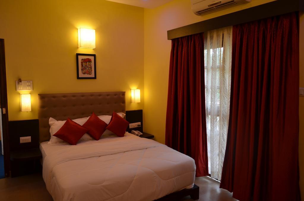 De Sai Palace Calangute Oda fotoğraf